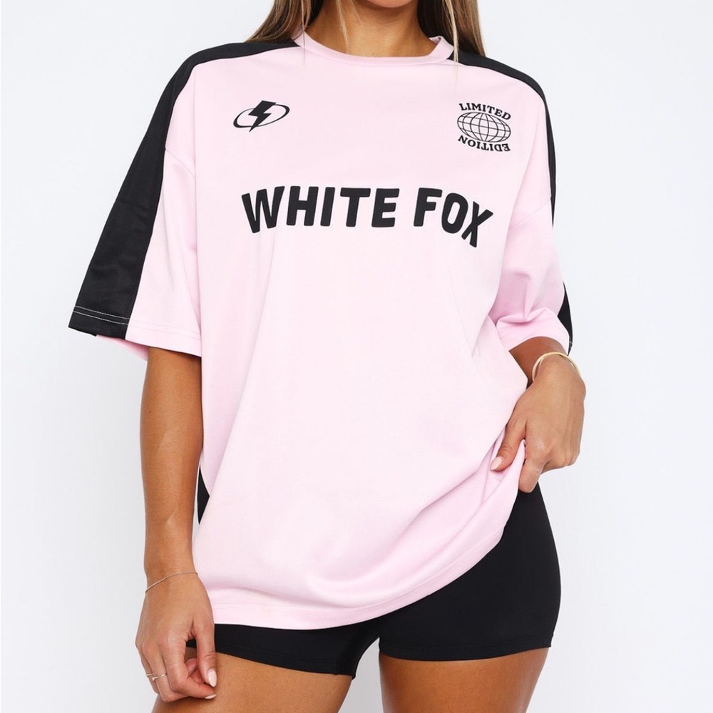 White Fox Checking Up On You Oversized Jersey Light Pink